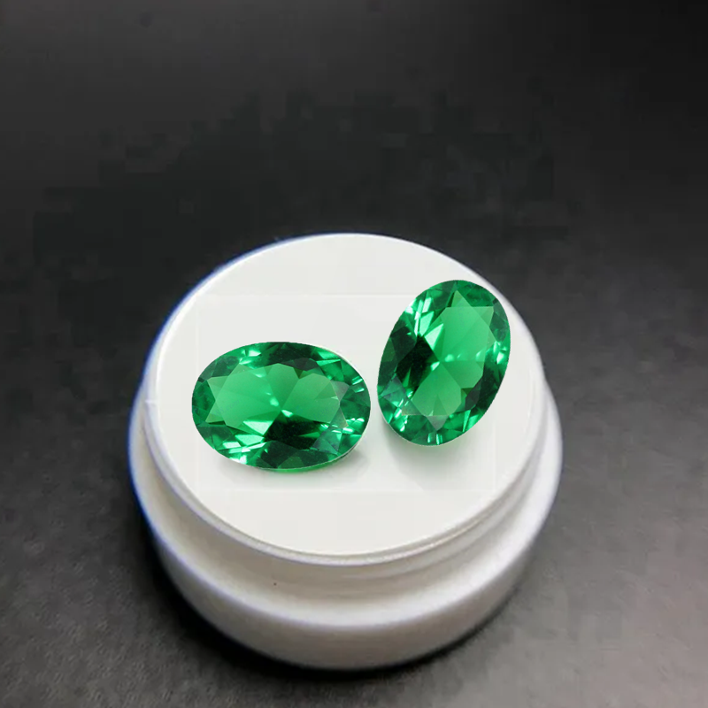 Turquoise Stone Ring - Güzel Zümrüt Yeşili Oval Kesim VVS