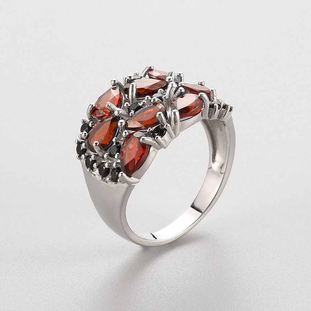 Basit Tasarımlı Doğal Garnet O - Birthstone Ring Set incelemesi ve fiyatı